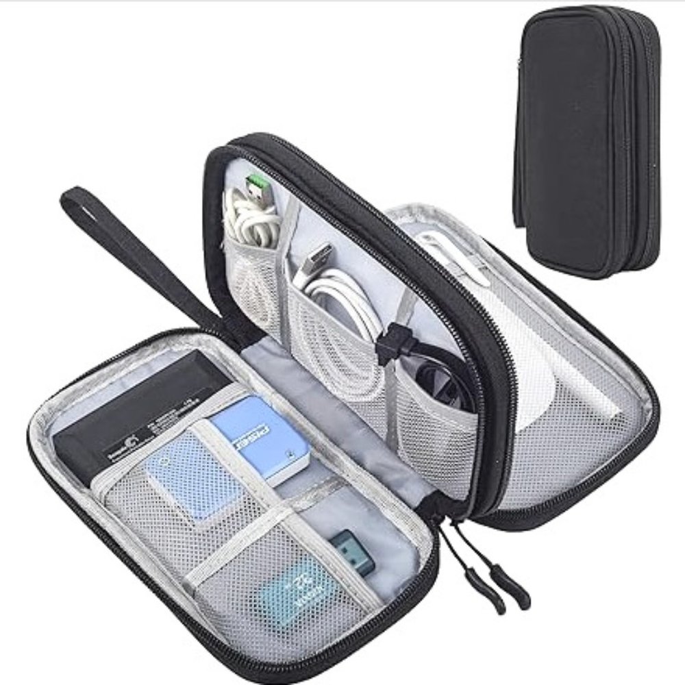 Accessories Organizer Pouch for Cords, USB's, Batteries, etc. in Black - New